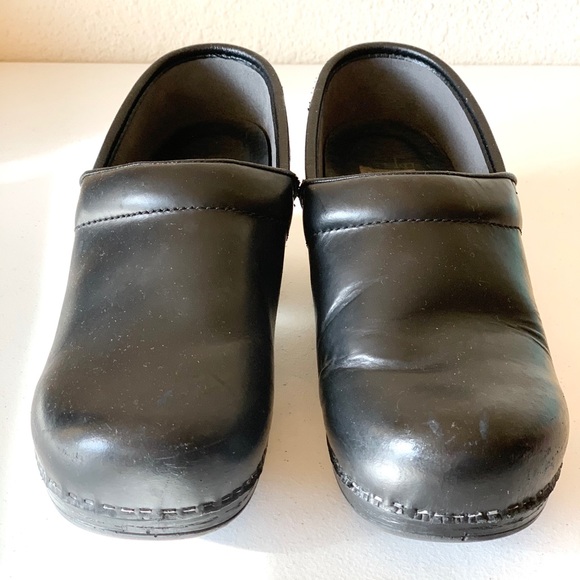 Dansko Shoes - DANSKO Clog Black (size 38)